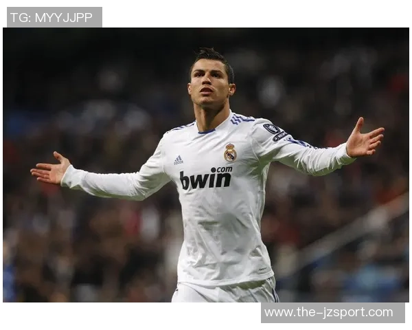 埃尔切主帅直言维尼修斯犯规明显非正常比赛对抗行为引发争议 埃尔切主帅直言维尼修斯犯规明显非正常比赛对抗行为引发争议